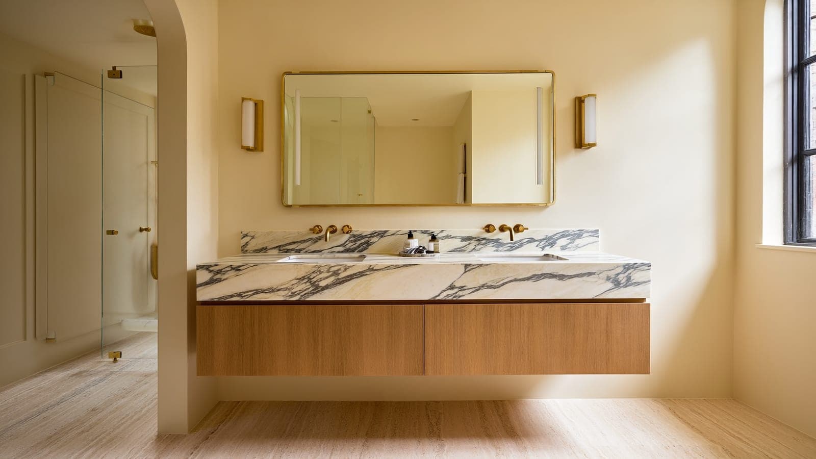 Voir notre mobilier en marbre pour salle de bain